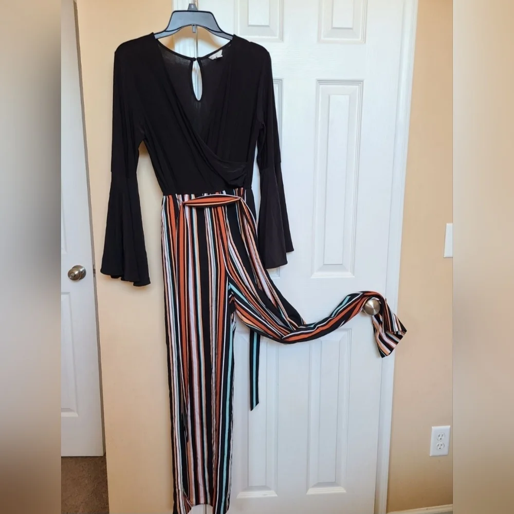 Medium Cato Striped Jumpsuit - Picture 5 of 6